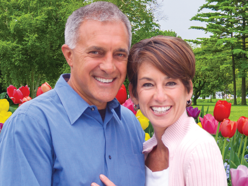 Elderly couple after a teeth cleaning